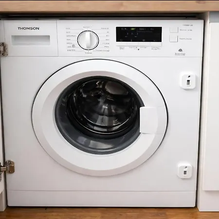 Elegant Studio • Arc De Triomphe / Champs-Elysees * Париж