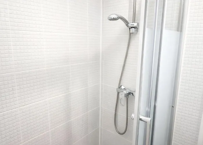 Elegant • Arc De Triomphe / Champs-elysees *